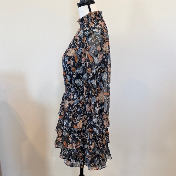 Express Long Sheer Sleeve Ruffled Floral Dress Size Medium - Picture 10 of 14